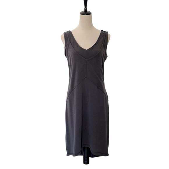 Indygena Gray Sleeveless High Low Minimalist Athleisure Stretch Dress NWOT Med - Picture 1 of 16